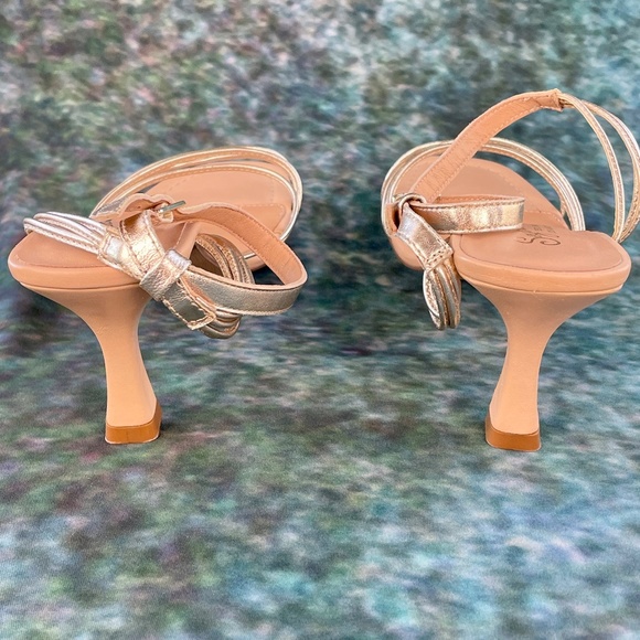 Seychelles Starboard Heels in Gold and Vacchetta Leather NIB - Picture 3 of 8